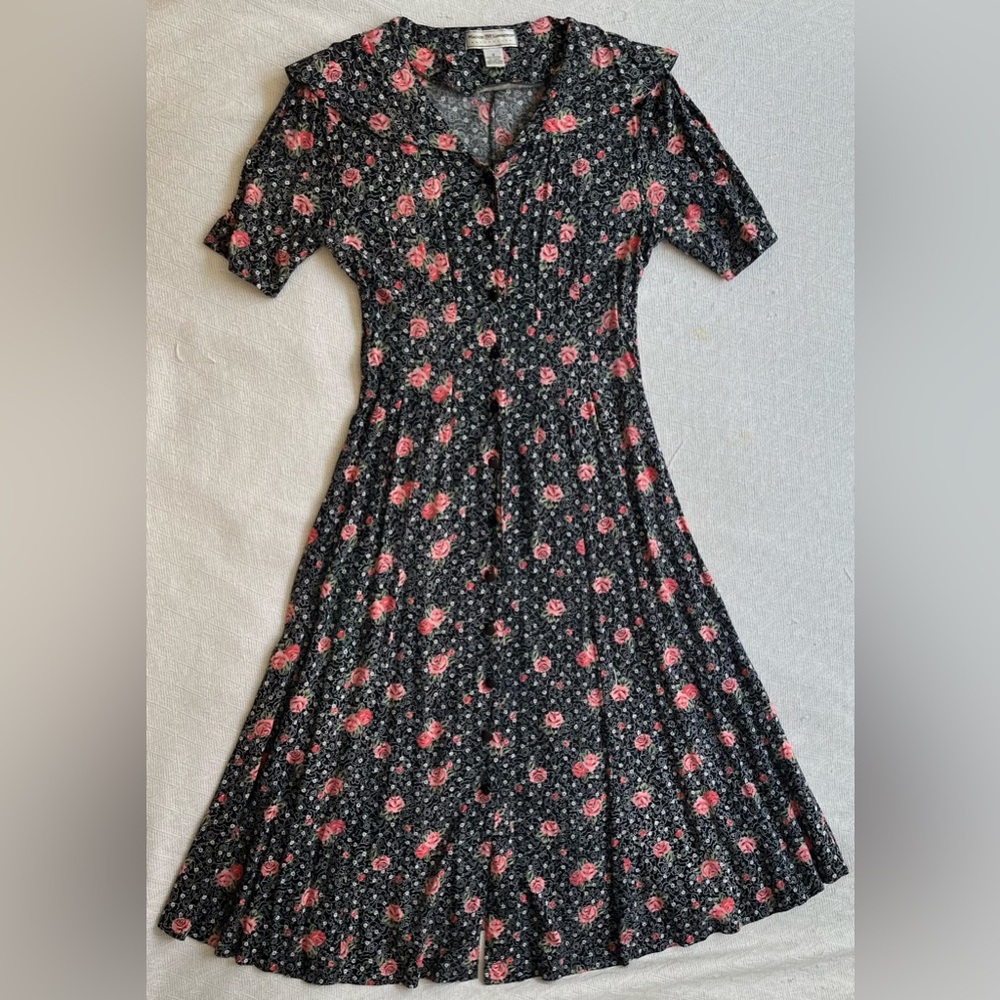 Floral Button-Up Vintage Maggie Lawrence Collection Dress